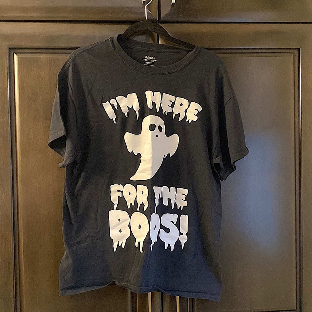 Halloween graphic tee Unisex mens cut L